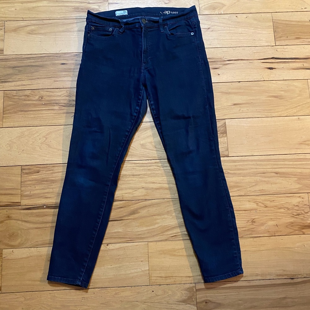 Gap True Skinny Jeans